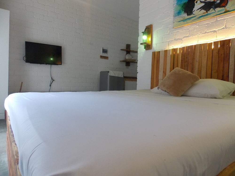 Serviced Apartments By Eco Hotel Bohol Panglao Extérieur photo