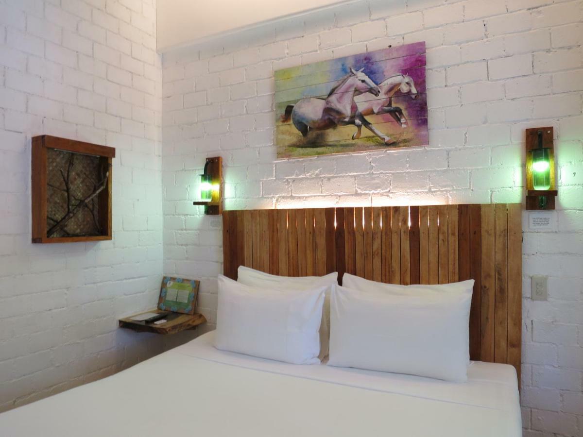 Serviced Apartments By Eco Hotel Bohol Panglao Extérieur photo